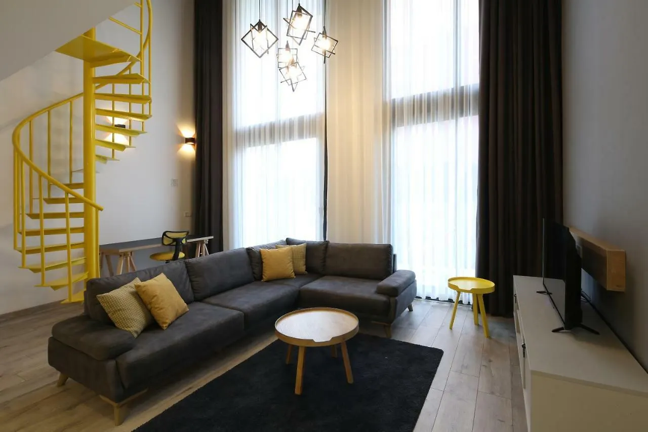 Coordinat Suits Izmir Apartment