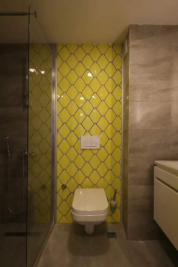 Coordinat Suits Izmir Apartment